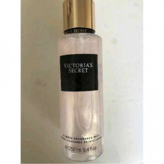 Victoria's Secret Velvet Petals Fragrant Shimmer Body Mist 250 ml