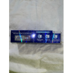 Відбілююча зубна паста Crest 3D White Arctic Fresh 68 г