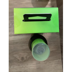 Gillette Labs Razor Shaving Set (1 razor, 2 cartridges, 1 stand, and 229 g of shaving cream)