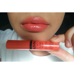 NYX Butter Gloss Cherry Cheese Cake BLG10 coral red 8 ml lip gloss with a radiant effect