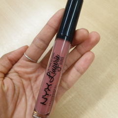 NYX Professional Makeup Lip Lingerie Euro Trash LLG08 Pink-Brown Nude Lip Gloss 8 ml