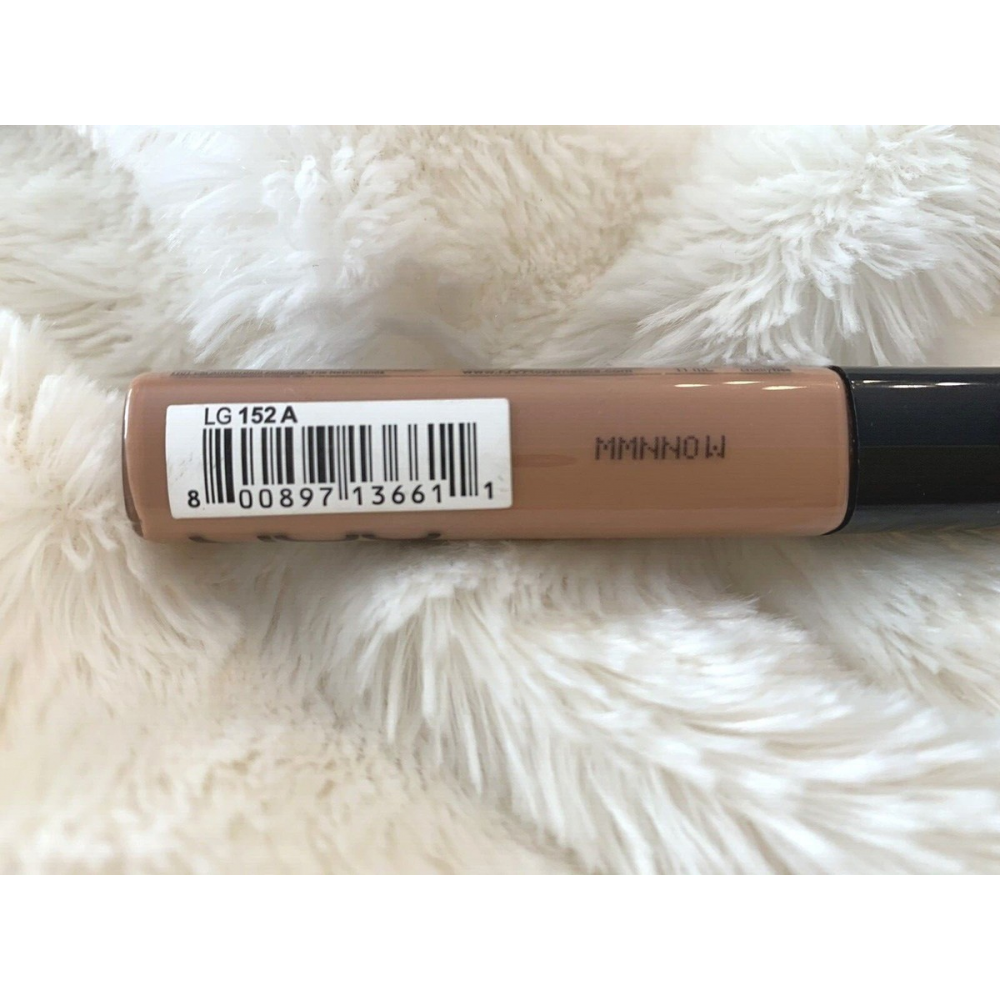 NYX Mega Shine Lip Gloss Tanned LG152A with a mirror finish