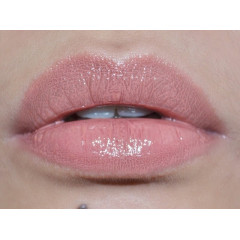 NYX Mega Shine Lip Gloss Natural LG122 with a mirror finish