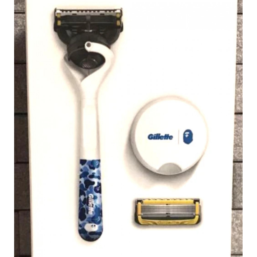 Подарочный набор для бритья Gillette Pro Shield Bape Limited Edition для мужчин (бритва подсьавка и 2 сменных кассеты)