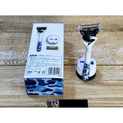 Подарунковий набір для гоління Gillette Pro Shield Bape Limited Edition для чоловіків (бритва підсавка і 2 змінні касети)