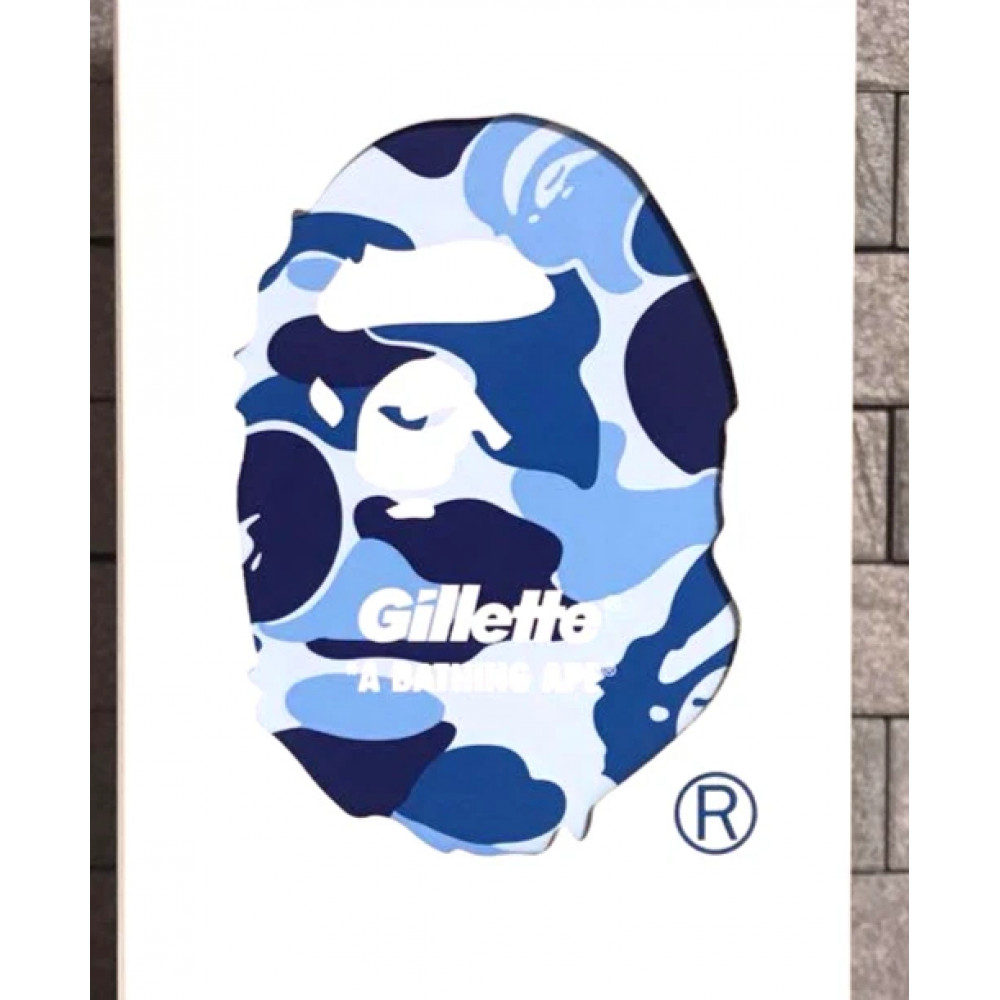 Подарочный набор для бритья Gillette Pro Shield Bape Limited Edition для мужчин (бритва подсьавка и 2 сменных кассеты)