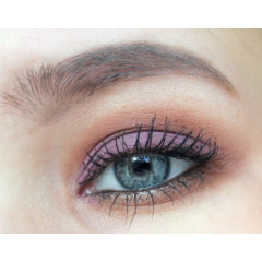 Жидкие тени для глаз с матовым финишем Nyx Lid Lingerie 4 мл Power Trip LIDLI17