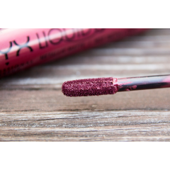 Nyx Liquid Suede 4 ml matte liquid lipstick with metallic effect, shade Biker Babe LSCL35