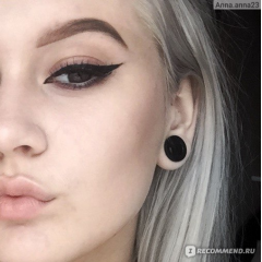 Матовая подводка лайнер для стрелок NYX Matte Liquid Liner MLL01 чёрный 2 мл