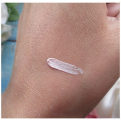 Жидкие голографические тени для век NYX Holographic Halo Eye Tint 02 FAIRY DUST 2,7 мл