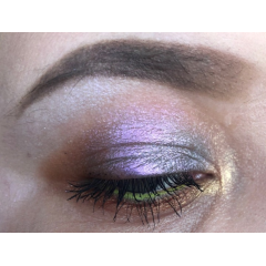 Рідкі голографічні тіні для повік NYX Holographic Halo Eye Tint 05 ACID BLUE 2,7 мл