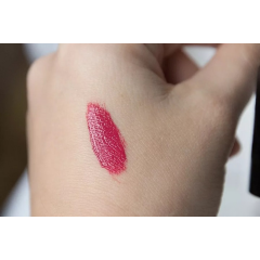 Глянцева кремова помада NYX Xtreme Lip Cream XLC02 Bonfire 7 мл