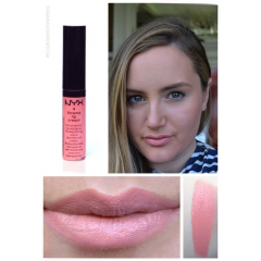 Глянцева кремова помада NYX Xtreme Lip Cream XLC11 Nude Peach Fuzz 7 мл