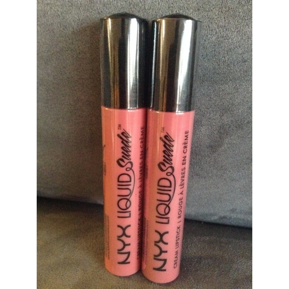 Матовая кремовая помада NYX Cosmetics Liquid Suede LSCL09 Tea & Cookies 4 мл