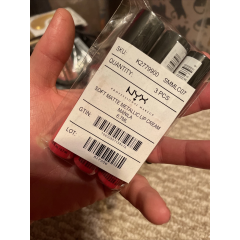 Кремовая металлическая матовая помада NYX Cosmetics Soft Matte Metallic Lip Cream SMMLC07 Manila