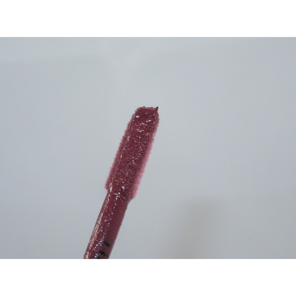 NYX Liquid Suede Cream Lipstick LSCL12 Vintage mini format liquid cream lipstick with a matte finish