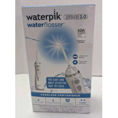 Витринный образец Портативный ирригатор Waterpik WP-580 белый цвет