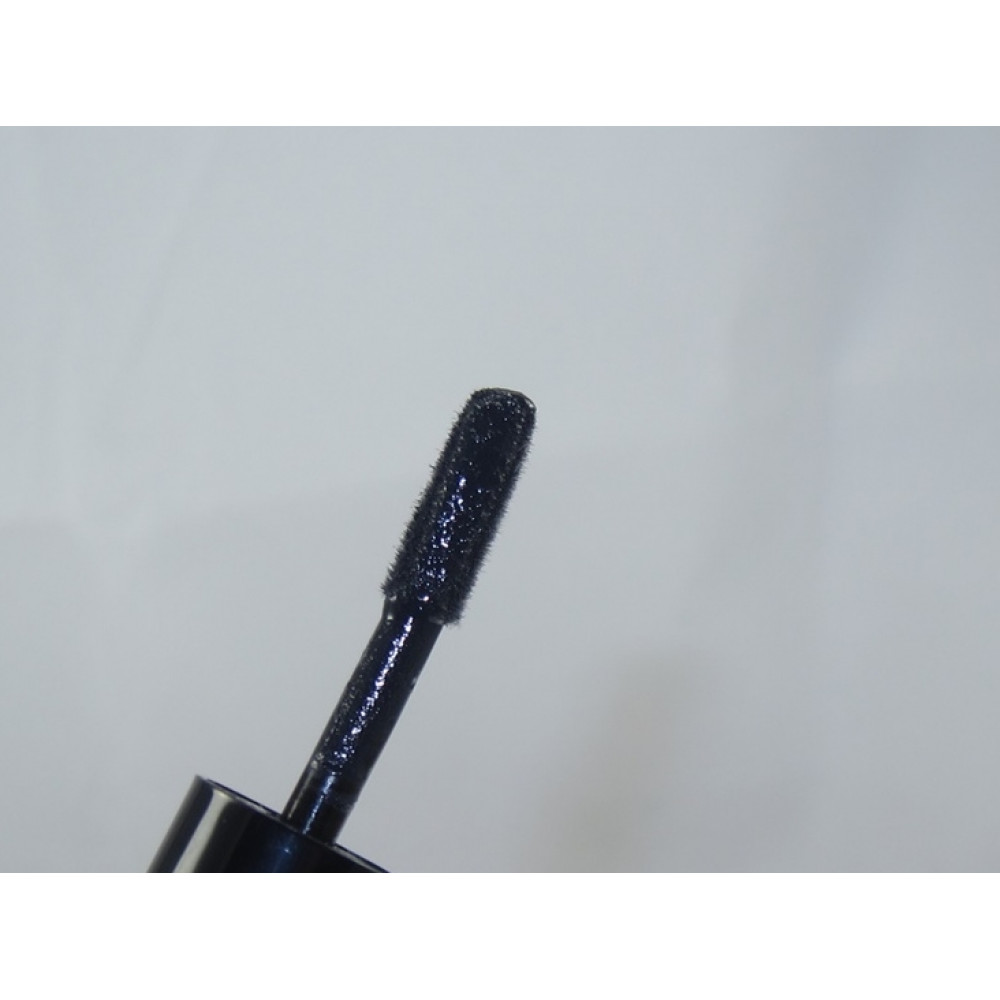 Жидкая кремовая помада с матовым финишем NYX Liquid Suede Cream Lipstick Vault LSCL24 Alien мини формат