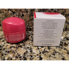 Shiseido Essential Energy Hydrating Day Cream 15 ml Moisturizing Day Face Cream