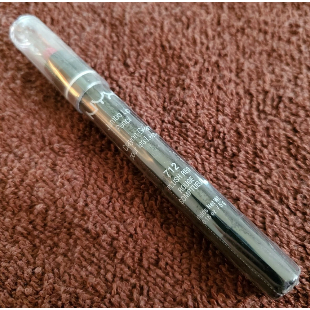 NYX Jumbo Lip Pencil Plush Red (JLP712)