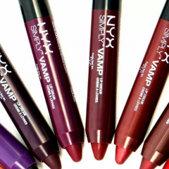 Кремовая помада в стике NYX Cosmetics Simply Vamp Lip Cream SV02 Temptress