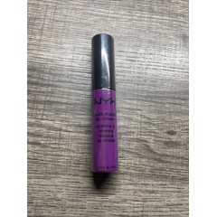 Liquid lipstick with a matte finish Nyx Soft Matte Lip Cream Seoul SMLC30 bright purple 8 ml