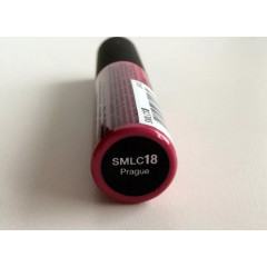 Liquid lipstick with a matte finish Nyx Soft Matte Lip Cream Prague SMLC18 berry fuchsia 8 ml