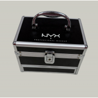 Б'юті-кейс для косметики NYX Professional Makeup Train Case з дзеркалом і замком 20 х 15 х 15 см