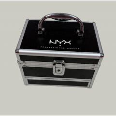 Б'юті-кейс для косметики NYX Professional Makeup Train Case з дзеркалом і замком 20 х 15 х 15 см