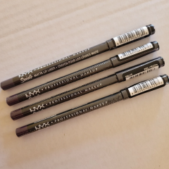 Олівець для губ з матовим фінішем NYX Suede Matte Lip Liner SMLL19 Subversive Socialite