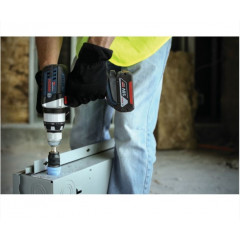 Аккумуляторная ударная дрель-шуруповерт Bosch HDH181X01 18V Li-Ion 1/2