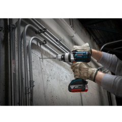 Аккумуляторная ударная дрель-шуруповерт Bosch HDH181X01 18V Li-Ion 1/2