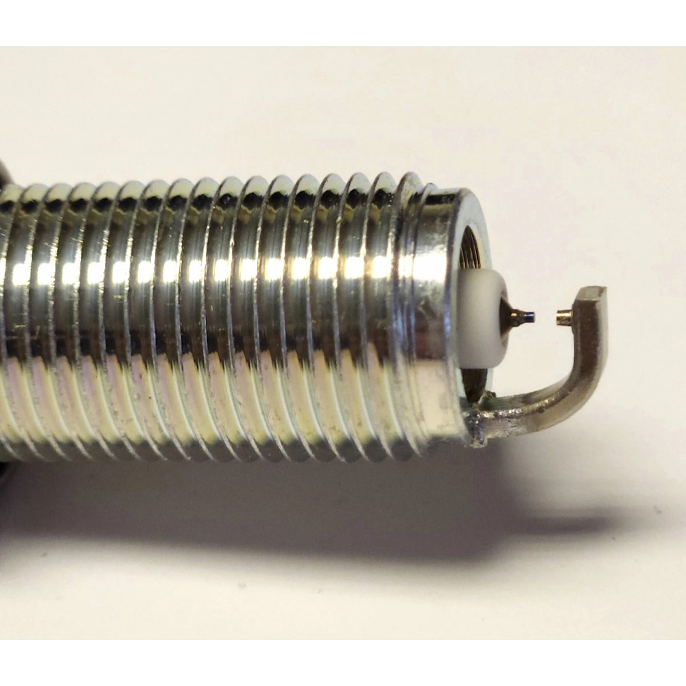 Набор 4 шт рутениевых свечей зажигания NGK 94122 LFR6AHX-S RUTHENIUM HX для Toyota Lexus BMW HONDA