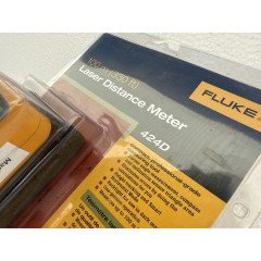 Лазерний далекомір Fluke 424D з функцією обчислення площі та об'єму дальність 100 метрів