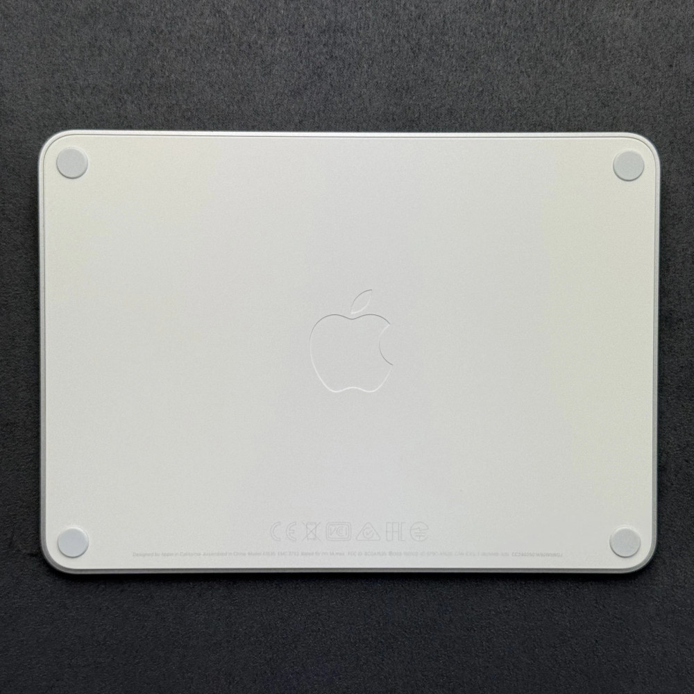 Багатофункціональний бездротовий трекпад Apple Magic MK2D3Z/A сріблястий бездротовий