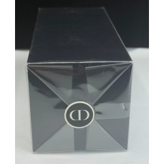 Элитная туалетная вода с распылителем для мужчин Christian Dior Sauvage Eau de Toilette 200 мл