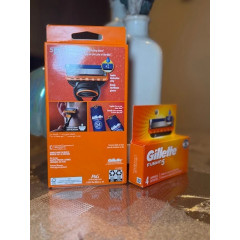 Бритвений станок Gillette Fusion5 з 5 змінними картриджами