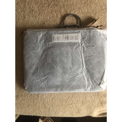 Сумка через плечо женская Victoria's Secret Slim Xbody 11151558 черная 18х13 см