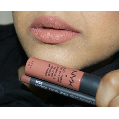 Liquid lipstick with a matte finish Nyx Soft Matte Lip Cream Abu Dhabi SMLC09 beige nude 8 ml
