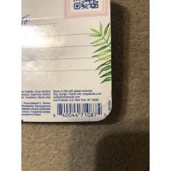 Set of EOS Flavorlab Paradise moisturizing lip balms with kiwi and raspberry scent 4 g and 10 ml