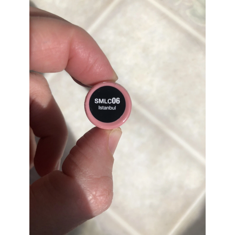 Liquid lipstick with a matte finish Nyx Soft Matte Lip Cream Istanbul SMLC06 soft pink 8 ml