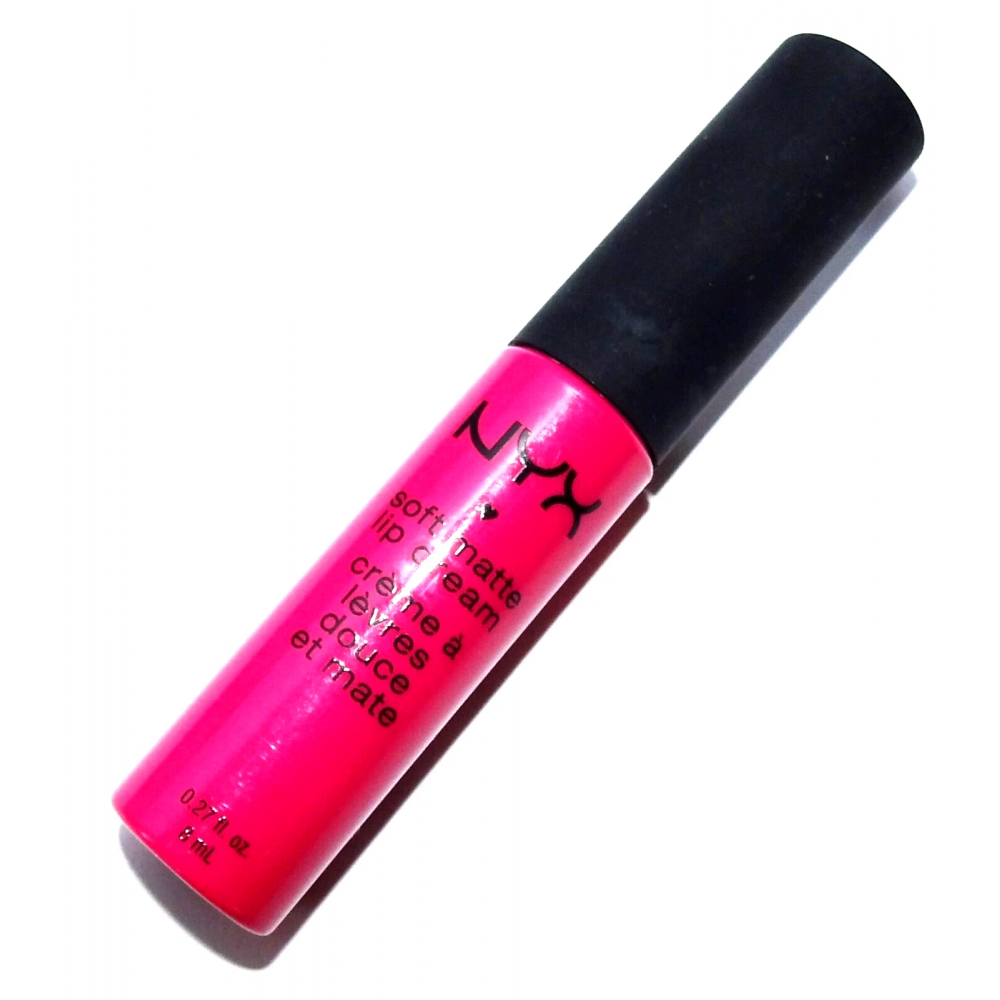 Жидкая помада с матовым финишем Nyx Soft Matte Lip Cream Addis Ababa SMLC07 яркая фуксия 8 мл