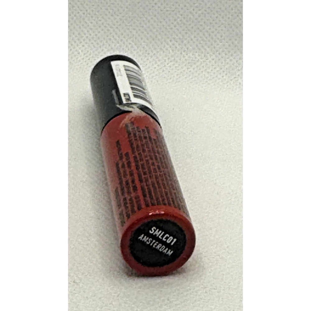 Liquid lipstick with a matte finish Nyx Soft Matte Lip Cream Amsterdam SMLC01 classic red 8 ml