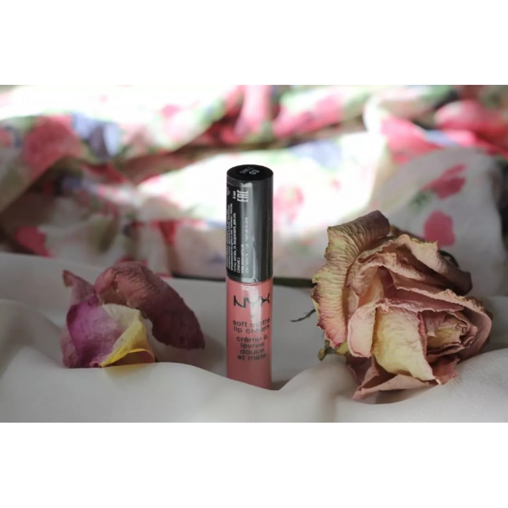 Liquid lipstick with a matte finish Nyx Soft Matte Lip Cream Tokyo SMLC03 light pink 8 ml