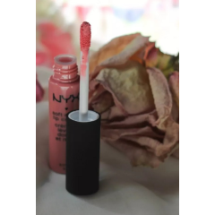 Жидкая помада с матовым финишем Nyx Soft Matte Lip Cream Tokyo SMLC03 светло-розовая 8 мл