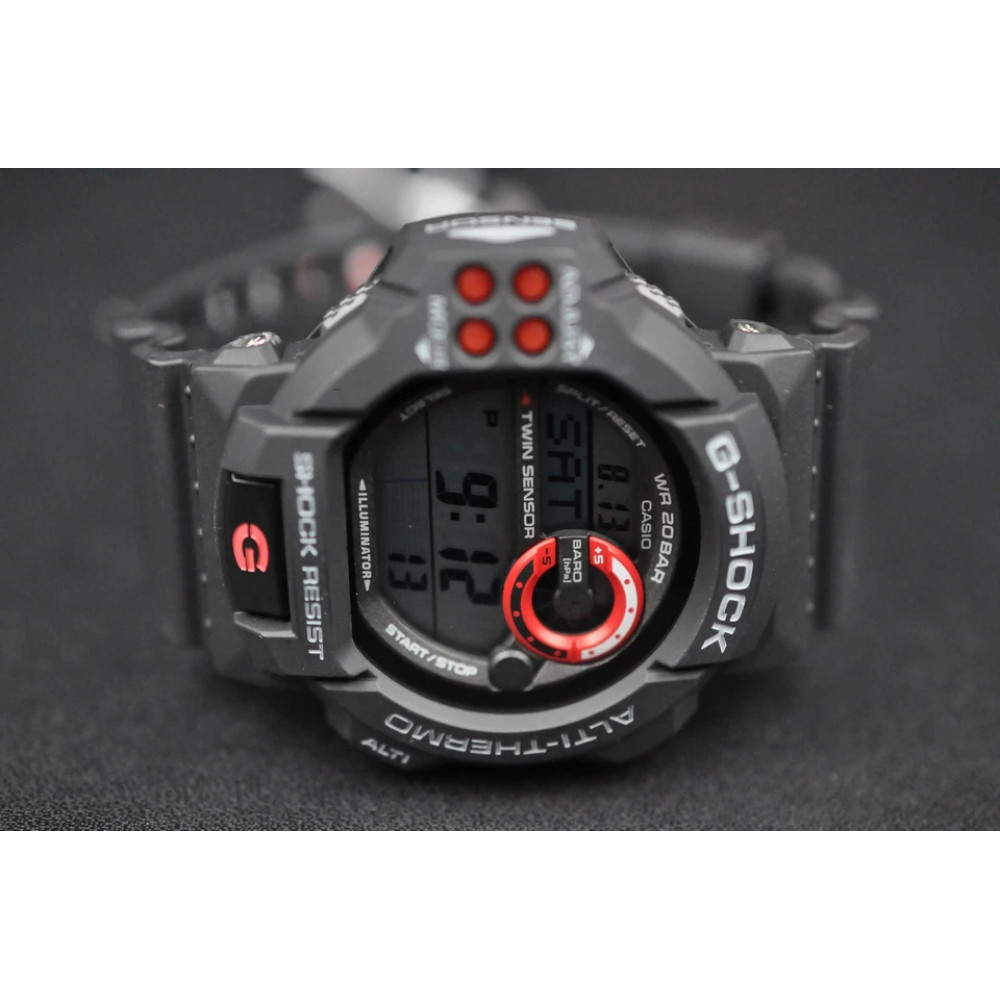 Waterproof men's wristwatch with altimeter Casio G-Shock GDF-100-1A