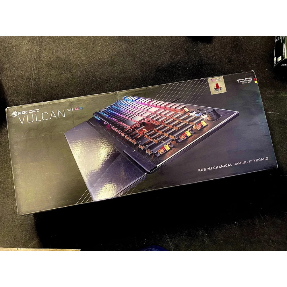 Проводная механическая клавиатура для геймеров ROCCAT Vulcan 121 AIMO RGB