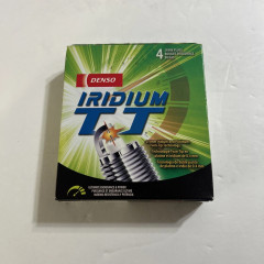 Набір 4 шт іридієвих свічок запалювання Denso Iridium TT Spark Plugs ITL16TT / 4717 Made in Japan для JEEP CHEVROLET DODGE CHRYSLER