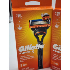 Станок для бритья Gillette Fusion5 1 бритва и 2 сменных лезвия