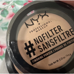 Фінішна пудра для обличчя NYX Cosmetics NoFilter Finishing Powder відтінок 05 Light Beige NFFP05